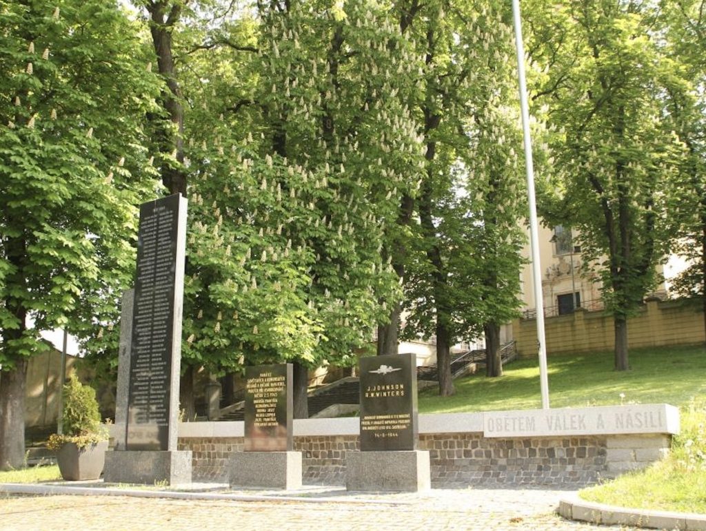 Padlým ve 2. sv. válce Napajedla